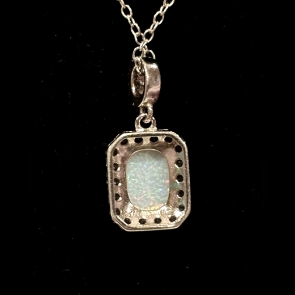 Sterling Silver 925 lab-created Opal and Topaz necklace. 18 inches in length. - Picture 3 of 6